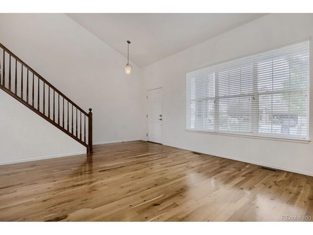 1542 S Haleyville St, Aurora, CO 80018
