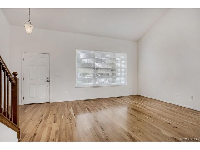 1542 S Haleyville St, Aurora, CO 80018