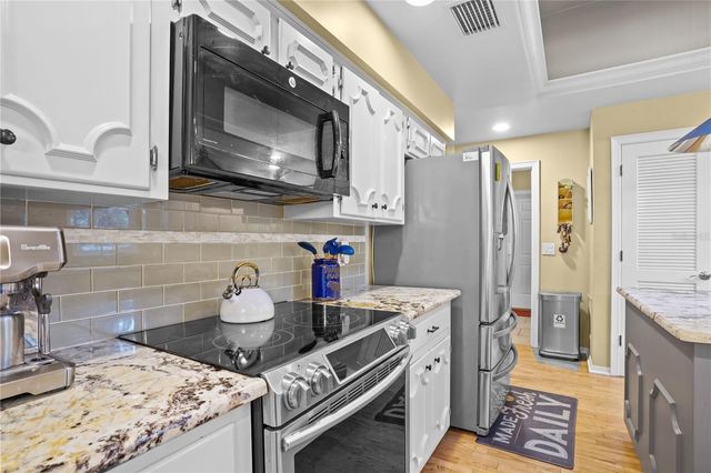 214 THISTLEWOOD CIRCLE, Longwood, FL 32779