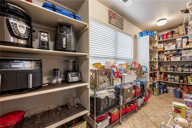 1110 Chattie Drive, Centerton, AR 72719