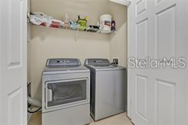 1357 VENEZIA COURT 302, Davenport, FL 33896