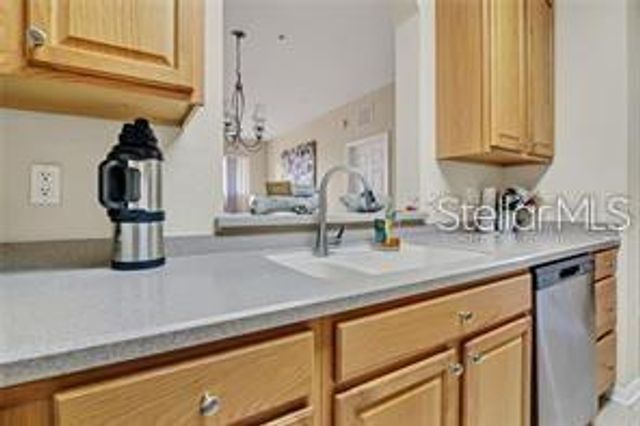 1357 VENEZIA COURT 302, Davenport, FL 33896