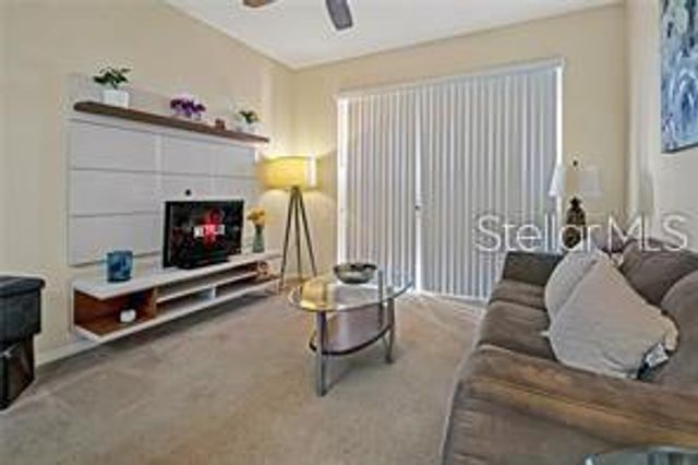 1357 VENEZIA COURT 302, Davenport, FL 33896