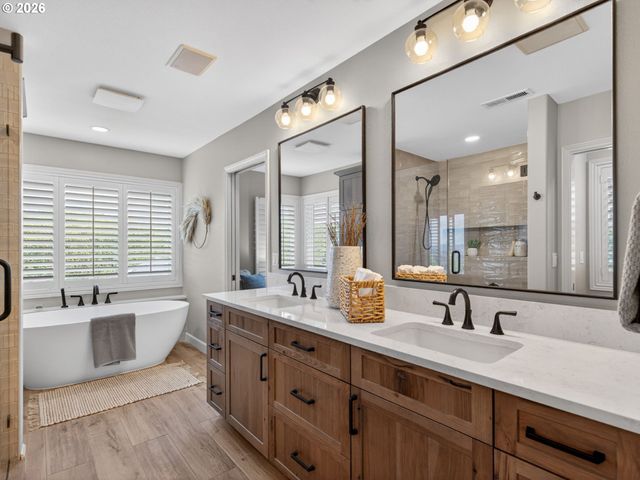 4483 Sw BRITTANY Dr, Gresham, OR 97080