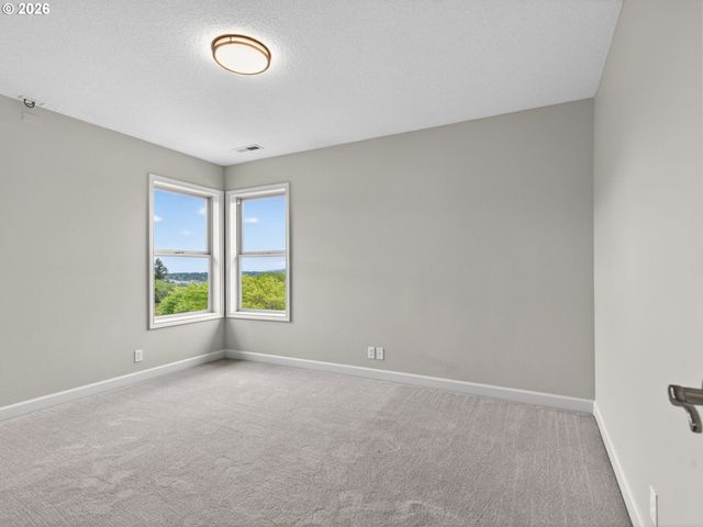 4483 Sw BRITTANY Dr, Gresham, OR 97080