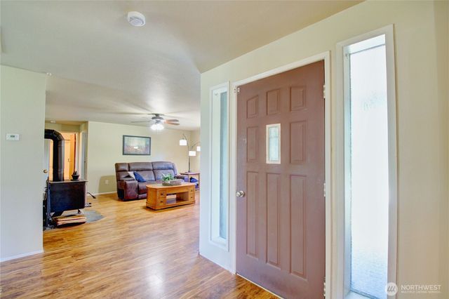3046 Old Highway 99 North Road, Burlington, WA 98233