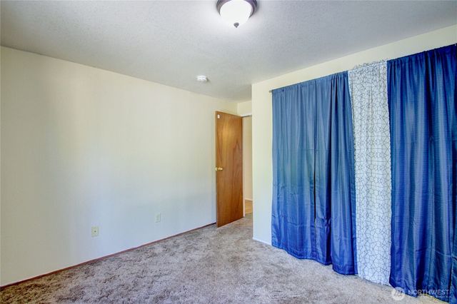 3046 Old Highway 99 North Road, Burlington, WA 98233