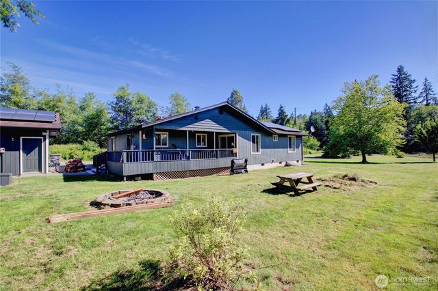 3046 Old Highway 99 North Road, Burlington, WA 98233