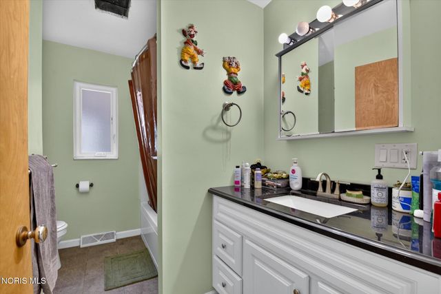 3417 Blairmont Avenue, Toledo, OH 43614