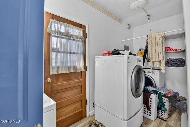 3417 Blairmont Avenue, Toledo, OH 43614