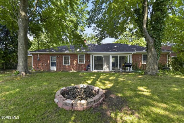 3417 Blairmont Avenue, Toledo, OH 43614