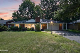 3417 Blairmont Avenue, Toledo, OH 43614
