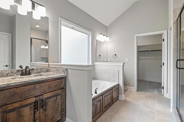 10308 N Corrington Avenue, Kansas City, MO 64156