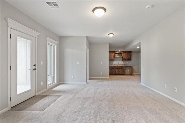 10308 N Corrington Avenue, Kansas City, MO 64156