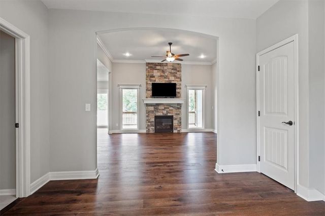 10308 N Corrington Avenue, Kansas City, MO 64156