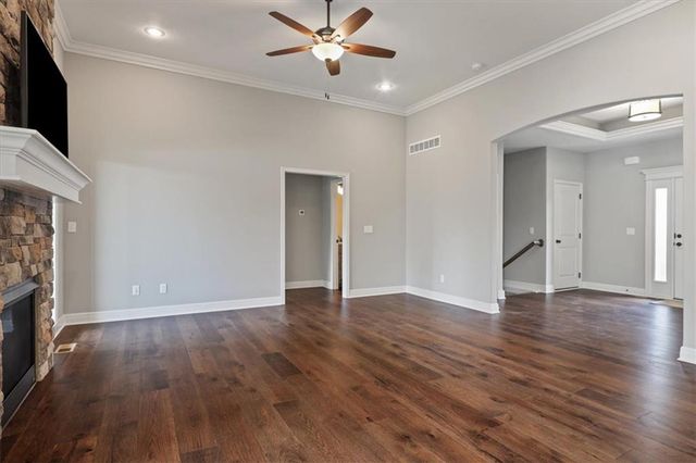 10308 N Corrington Avenue, Kansas City, MO 64156
