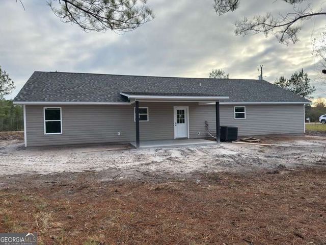 53 Hawks Place, Waynesville, GA 31566