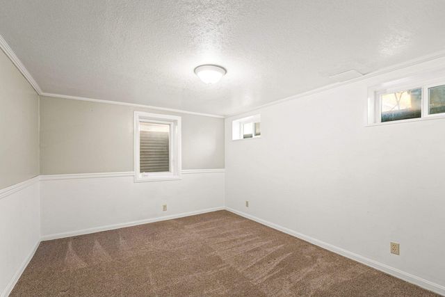 4206 N Oak St, Spokane, WA 99205