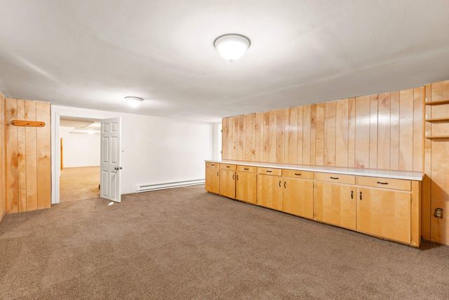 4206 N Oak St, Spokane, WA 99205