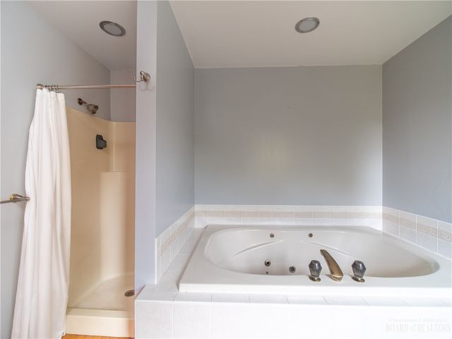 4 Winding Way, Busti, NY 14750