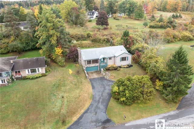 4 Winding Way, Busti, NY 14750