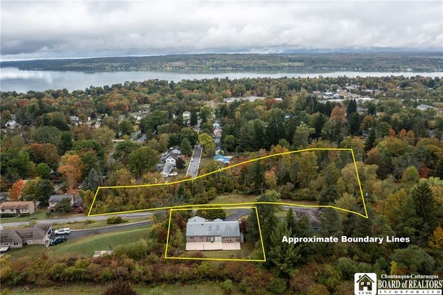 4 Winding Way, Busti, NY 14750