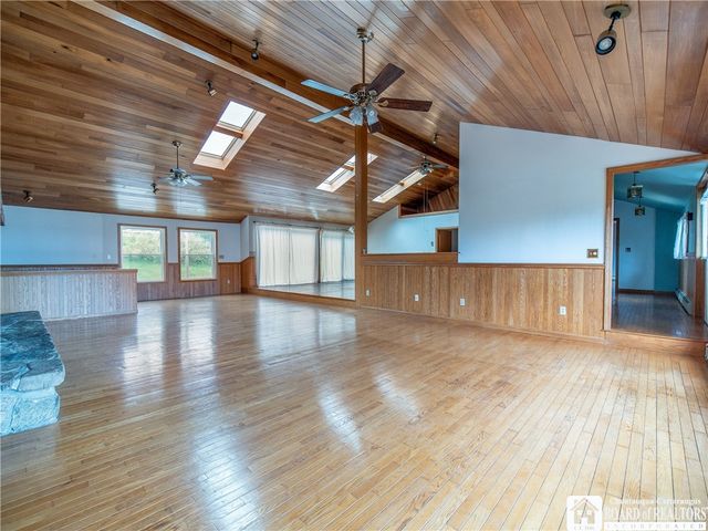 4 Winding Way, Busti, NY 14750