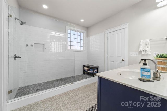 209 Wesleyan Drive, Mcadenville, NC 28101