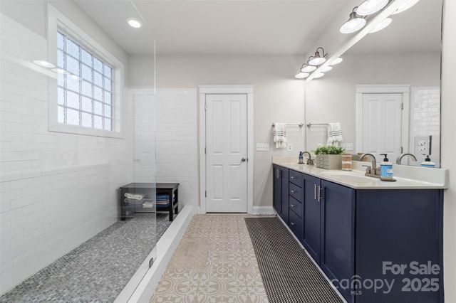 209 Wesleyan Drive, Mcadenville, NC 28101