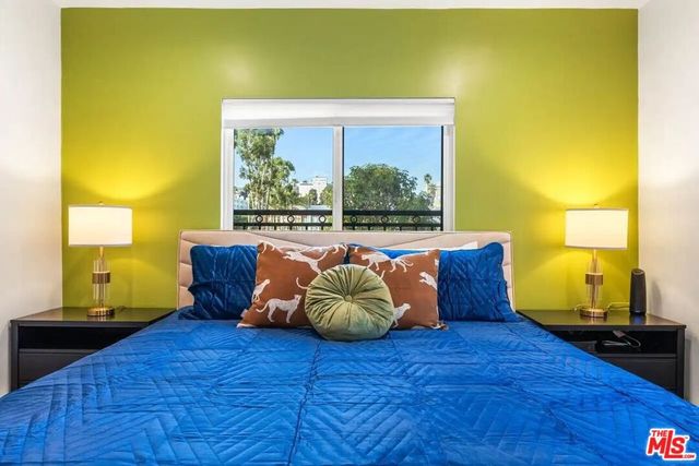 1400 N Orange Drive, Los Angeles, CA 90028