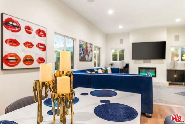 1400 N Orange Drive, Los Angeles, CA 90028