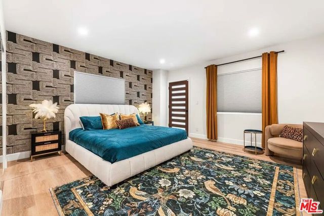 1400 N Orange Drive, Los Angeles, CA 90028