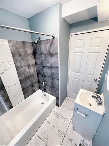 617 Griffin NW Street, Atlanta, GA 30318