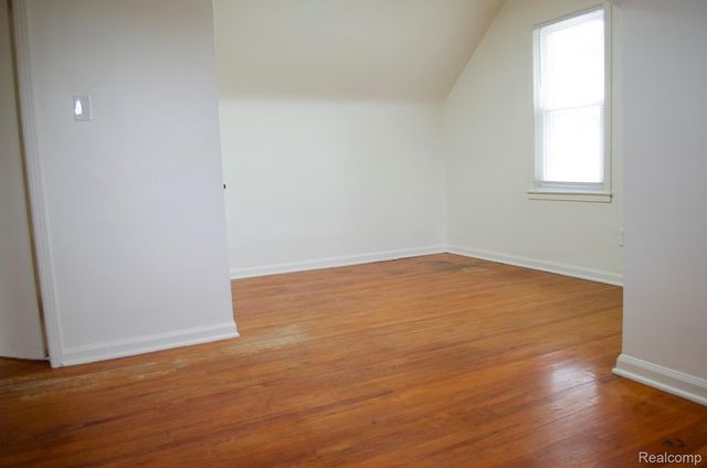 15960 Martin Road, Roseville, MI 48066