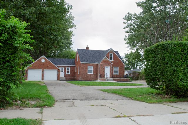 15960 Martin Road, Roseville, MI 48066