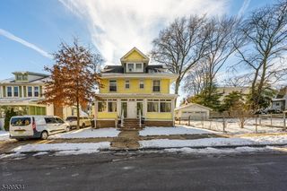 33 Grant Ave, East Orange City, NJ 07017