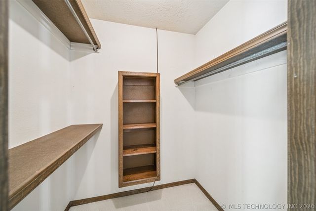 9409 S 69th East Avenue, Tulsa, OK 74133