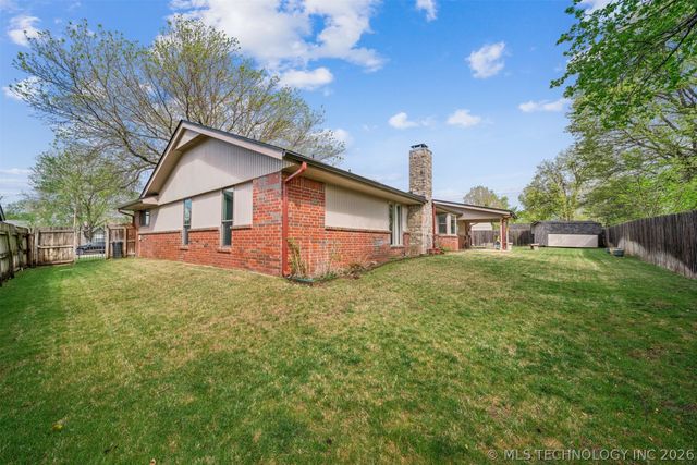 9409 S 69th East Avenue, Tulsa, OK 74133