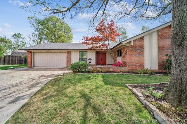 9409 S 69th East Avenue, Tulsa, OK 74133