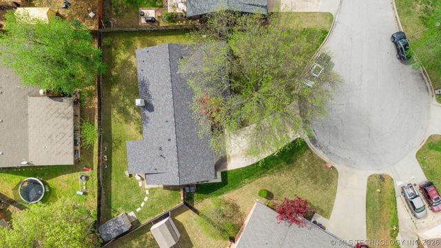 9409 S 69th East Avenue, Tulsa, OK 74133