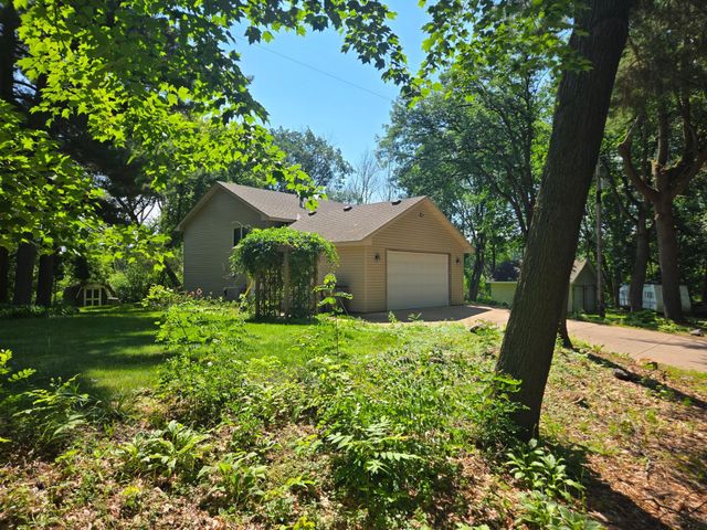 440 Grove Road, Wyoming, MN 55092