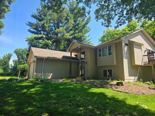 440 Grove Road, Wyoming, MN 55092