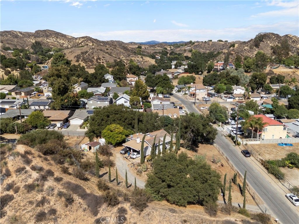 29027 Val Verde Road, Val Verde, CA 91384