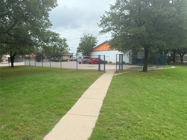 716 E Main Street, Allen, TX 75002