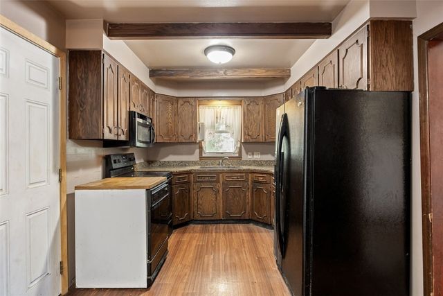 309 2nd Avenue NW, Mt Vernon, IA 52314