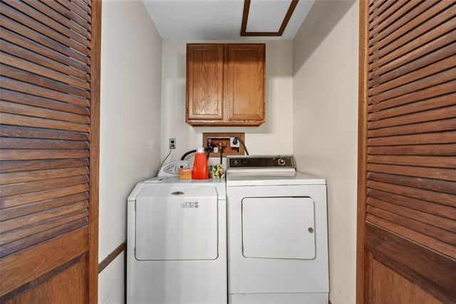 309 2nd Avenue NW, Mt Vernon, IA 52314