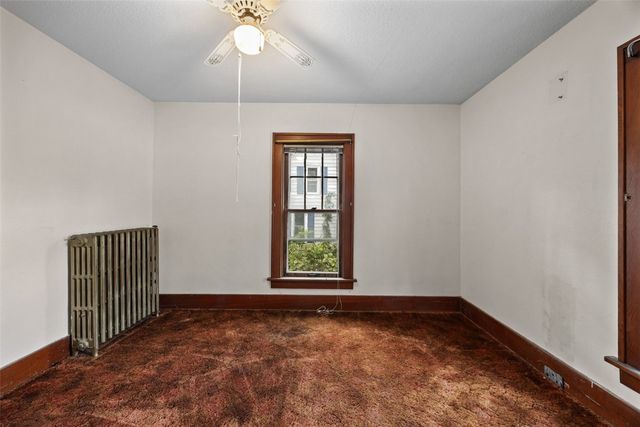 309 2nd Avenue NW, Mt Vernon, IA 52314