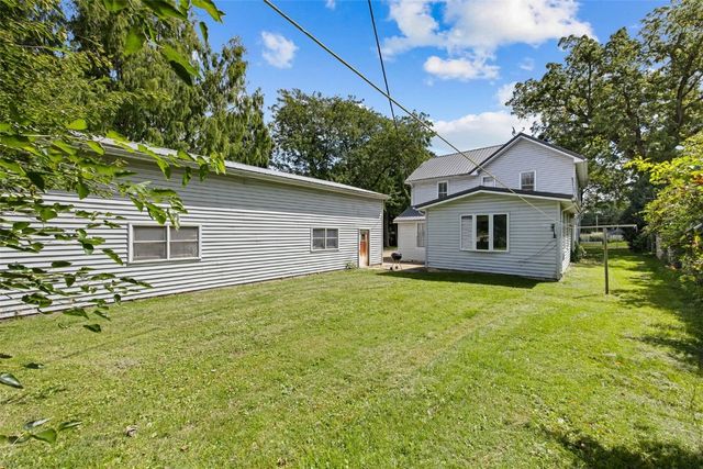 309 2nd Avenue NW, Mt Vernon, IA 52314