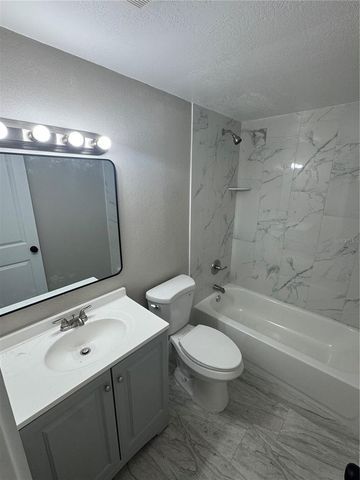4019 E GROVE STREET, Tampa, FL 33610