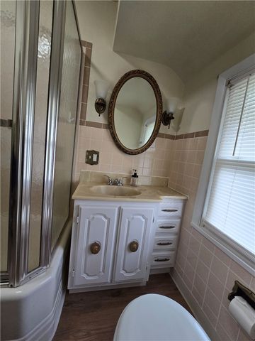 548 Summit St, New Kensington, PA 15068